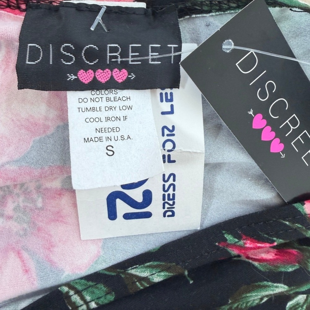 Discreet Women's S Black Pink Rose Floral Sleeveless Jumpsuit NWT USA - Picture 4 of 6